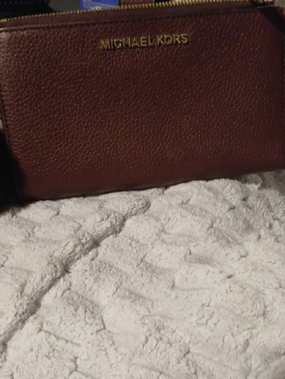 Michael Kors Burgundy Pebbled Leather Zip Clutch Wallet with Gold Logo - Picture 2 of 5
